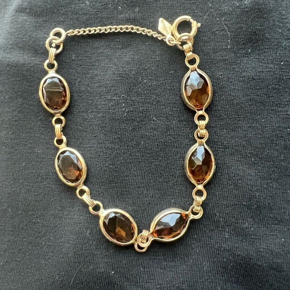 Sarah Coventry Golden Embers Necklace, Earrings, and Bracelet - Picture 2 of 4